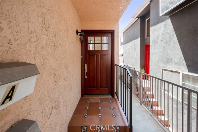 738 Manhattan Avenue, Hermosa Beach, California 90254, 5 Bedrooms Bedrooms, ,3 BathroomsBathrooms,Residential,Sold,Manhattan,SB23159527