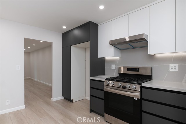 356 W California Avenue, Glendale CA: https://media.crmls.org/medias/827363c8-a706-4dd7-835e-46d4dea048bb.jpg