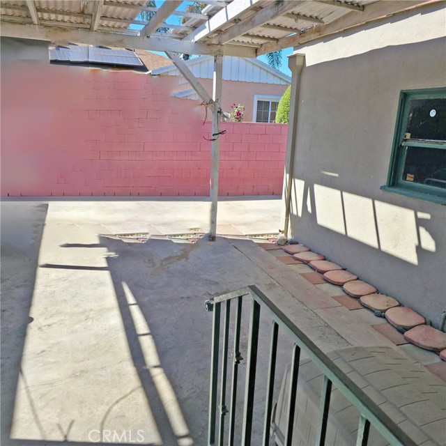 Detail Gallery Image 18 of 25 For 2195 Maine Ave, Long Beach,  CA 90806 - 2 Beds | 1 Baths