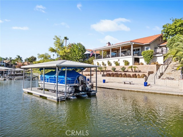 30201 Spray Drive, Canyon Lake CA: https://media.crmls.org/medias/82738a64-5ec4-4db1-a197-7f4575f3bec2.jpg