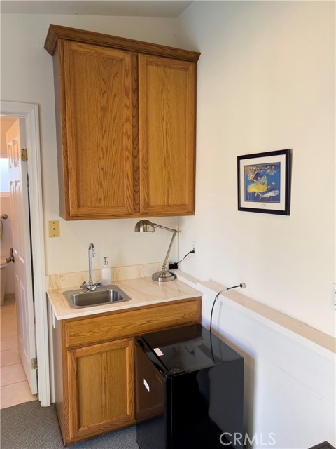 kitchenette in guest room