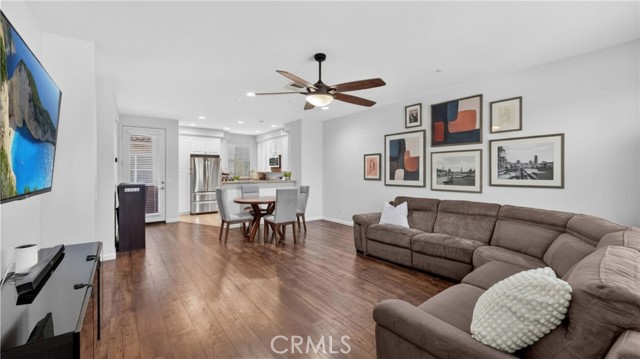 Detail Gallery Image 3 of 30 For 16 Wesley Way, Mission Viejo,  CA 92691 - 2 Beds | 2/1 Baths