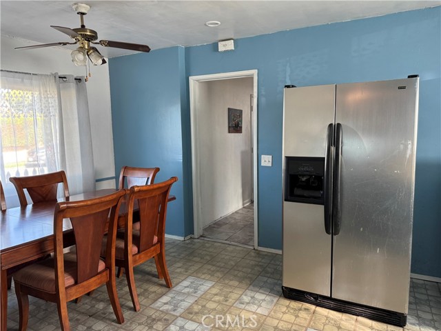 Detail Gallery Image 16 of 26 For 10406 San Carlos, South Gate,  CA 90280 - 2 Beds | 1 Baths
