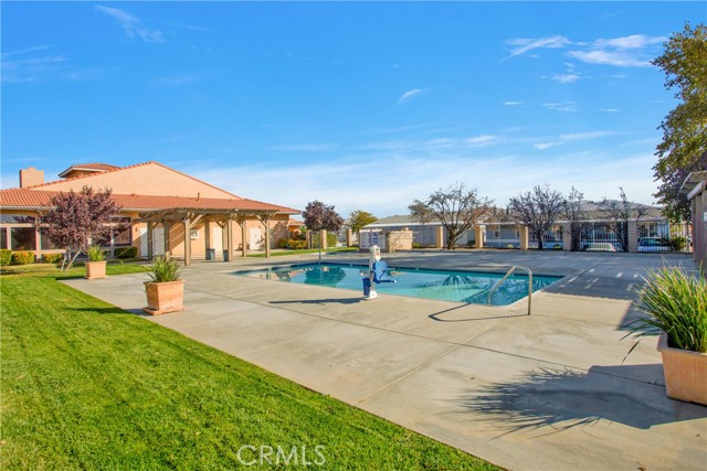 Detail Gallery Image 43 of 43 For 20843 Waalew Rd #C94,  Apple Valley,  CA 92307 - 4 Beds | 2 Baths