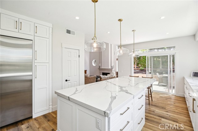 21391 Birdhollow Drive, Trabuco Canyon CA: https://media.crmls.org/medias/82779756-9596-4a03-89e9-fa3e0d430538.jpg