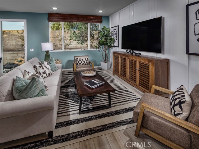 Detail Gallery Image 6 of 20 For 2165 Bergamot St, Redlands,  CA 92374 - 3 Beds | 2/1 Baths