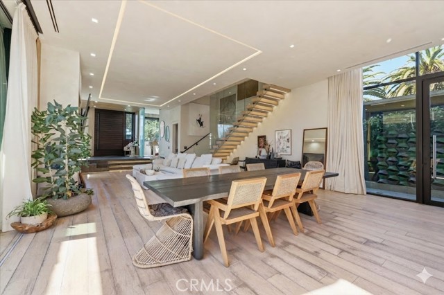 Detail Gallery Image 16 of 62 For 750 California Ave, Venice,  CA 90291 - 4 Beds | 4 Baths