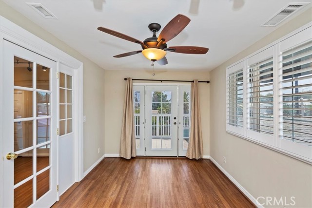 1350 E Chase Drive, Corona CA: https://media.crmls.org/medias/82786949-76f4-40e2-9d4c-3e687a0dd8f9.jpg