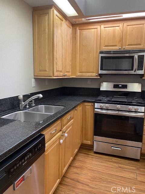 5031 Dorado Dr, Huntington Beach CA: https://media.crmls.org/medias/82788f30-6b85-45a4-87b2-d2858b4adfb0.jpg