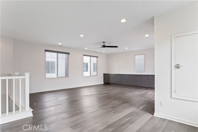 Detail Gallery Image 12 of 50 For 5533 Palm Dr, Hawthorne,  CA 90250 - 4 Beds | 3 Baths