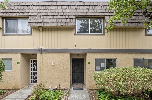 Browse active condo listings in EAST OAKLAND