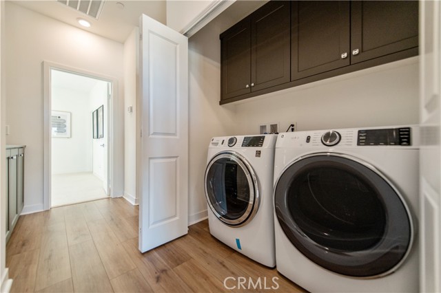 Detail Gallery Image 22 of 33 For 133 Biome, Irvine,  CA 92618 - 3 Beds | 3/1 Baths