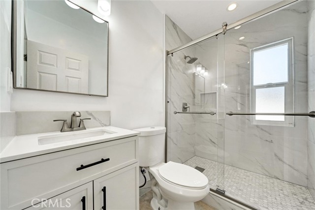 2040 S Sherbourne Drive, Los Angeles CA: https://media.crmls.org/medias/82794a76-5352-43f7-966e-8db99de24b43.jpg