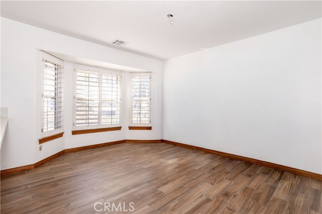 Detail Gallery Image 14 of 45 For 4126 W Avenue, Palmdale,  CA 93551 - 4 Beds | 4 Baths