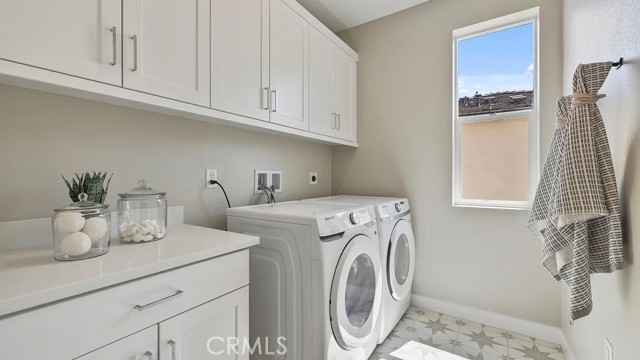 Detail Gallery Image 17 of 23 For 26859 Serif Pl, Valencia,  CA 91381 - 3 Beds | 3/1 Baths