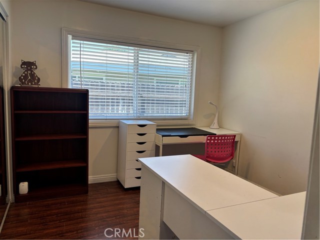 Detail Gallery Image 12 of 23 For 2032 E Fern Dr, Fullerton,  CA 92831 - 3 Beds | 2 Baths