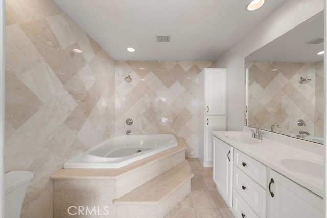 Detail Gallery Image 7 of 36 For 21751 Ocean Vista Dr, Laguna Beach,  CA 92651 - 3 Beds | 2/1 Baths