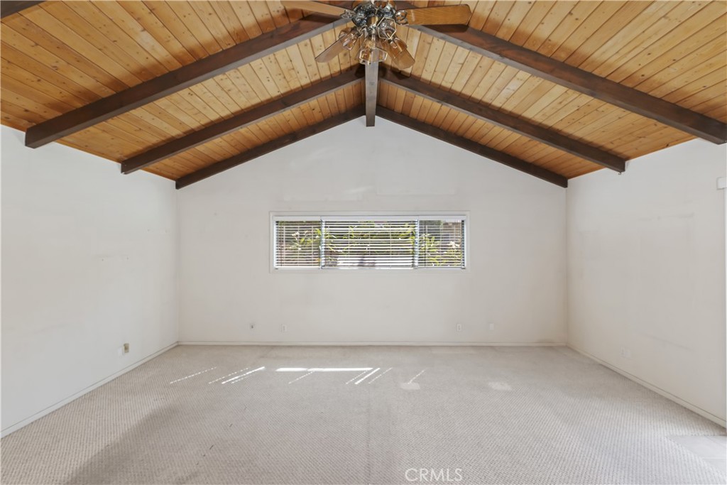 MLS #IV25235391 image #10