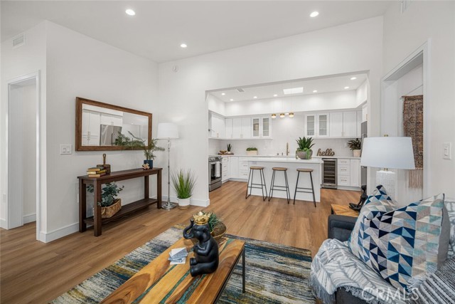 Detail Gallery Image 18 of 39 For 1271 Kenwood Rd 163l,  Seal Beach,  CA 90740 - 2 Beds | 1/1 Baths