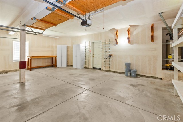 2311 Gillingham Circle, Thousand Oaks CA: https://media.crmls.org/medias/827d4d35-6925-40b0-9747-0150e24147cb.jpg