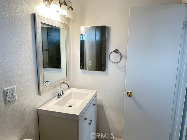 614 E Pondera Street, Lancaster CA: https://media.crmls.org/medias/827d4de2-f564-436e-a8a5-6f9d3f8e6c3e.jpg