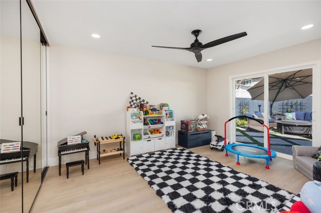 Image 17 of 40 For 16342 Gentry