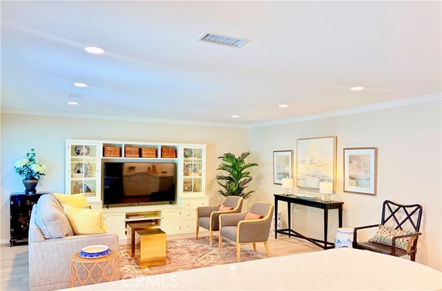 Detail Gallery Image 6 of 21 For 13360 Del Monte Dr., M15-2c, Seal Beach,  CA 90740 - 2 Beds | 2 Baths