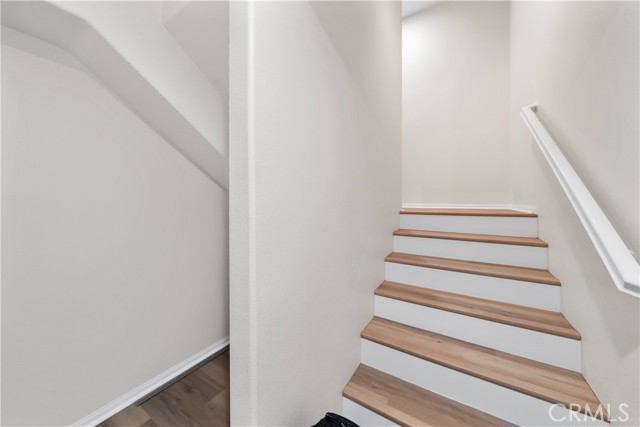 8022 Cresta Bella Road, Rancho Cucamonga CA: https://media.crmls.org/medias/827dd32e-b2d9-4b2a-a0eb-92dc57cb4b24.jpg