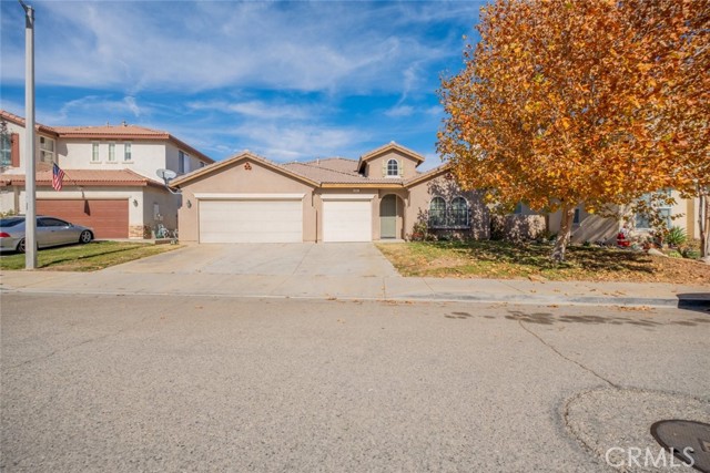 Detail Gallery Image 1 of 32 For 4307 Club Vista Dr, Palmdale,  CA 93551 - 4 Beds | 3 Baths