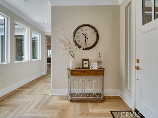 Detail Gallery Image 2 of 12 For 35885 Wildwood Crest Dr, Yucaipa,  CA 92399 - 4 Beds | 3 Baths