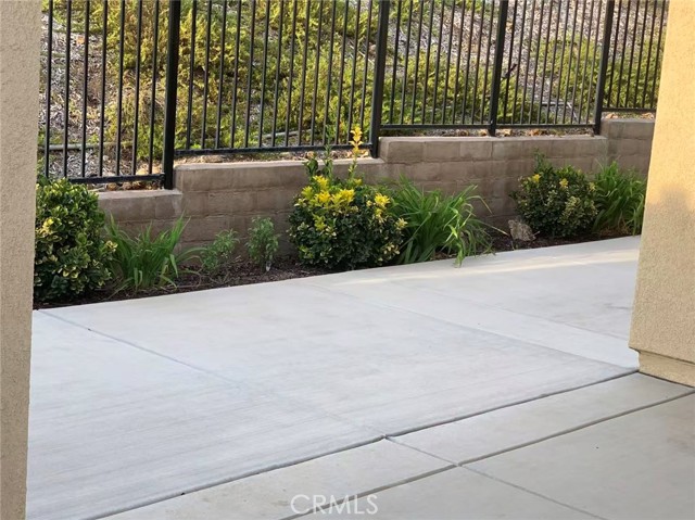 Detail Gallery Image 14 of 18 For 11900 Wandering Way, Corona,  CA 92883 - 2 Beds | 2 Baths