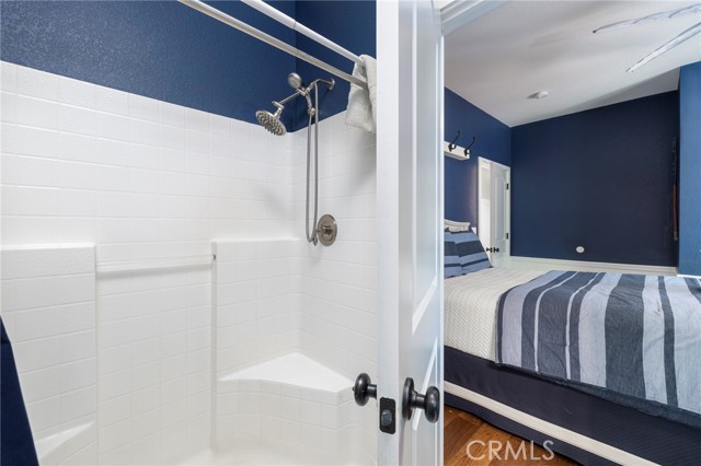 39828 Granite Ridge Lane, Bass Lake CA: https://media.crmls.org/medias/827fca18-556e-428f-9000-45ec2f1a780e.jpg