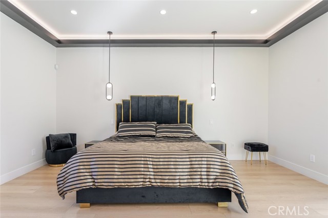 Detail Gallery Image 44 of 70 For 7714 Lasaine Ave, Northridge,  CA 91325 - 3 Beds | 4 Baths