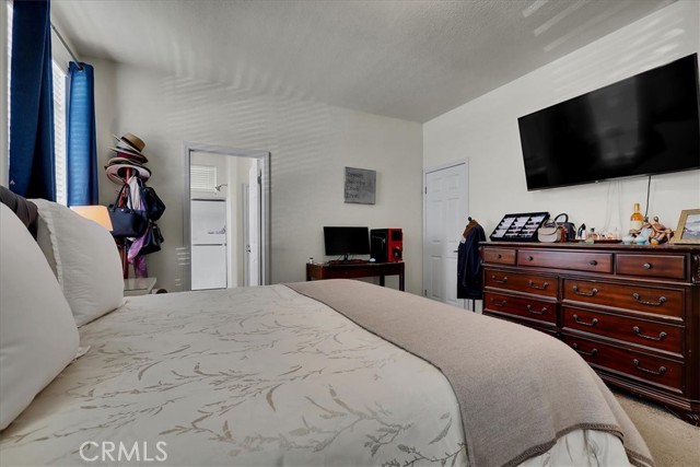 111 Madrid, Tustin CA: https://media.crmls.org/medias/8280ad8a-7fbf-4eff-9d6c-03b94262d4ad.jpg