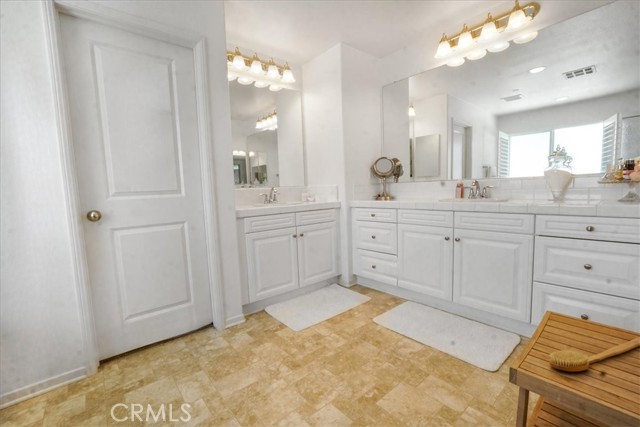 281 Singleton Canyon Road, Calimesa CA: https://media.crmls.org/medias/8280eba2-d64a-431b-b81a-094a90aa5f39.jpg