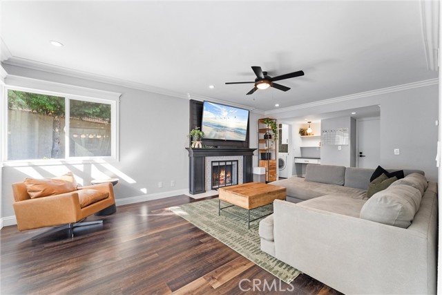 Detail Gallery Image 16 of 59 For 1421 Woodcrest Ave, Brea,  CA 92821 - 4 Beds | 2/1 Baths