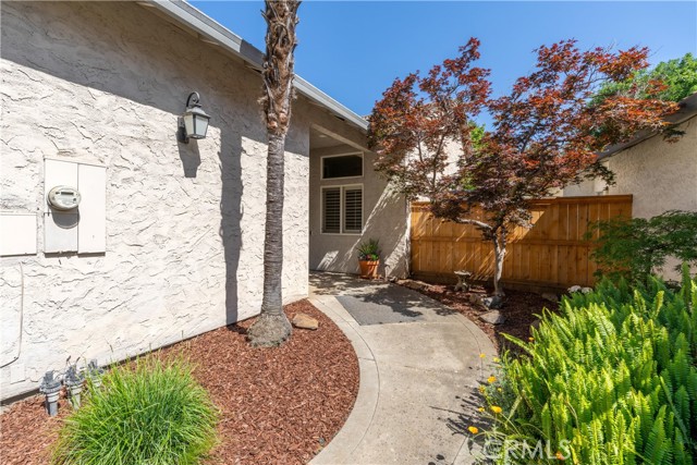 Detail Gallery Image 4 of 40 For 424 Mission Santa Fe Cir, Chico,  CA 95926 - 3 Beds | 2 Baths