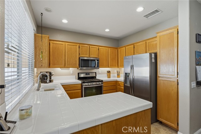 Detail Gallery Image 20 of 75 For 27407 Santa Fe Ct, Corona,  CA 92883 - 4 Beds | 3 Baths