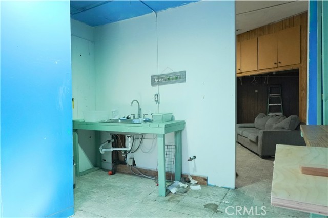 1641 S Longwood Ave, Los Angeles, California 90019, ,Commercial Lease,For Rent,1641 S Longwood Ave,CRGD25078376
