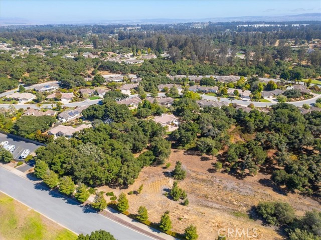 629 Shelter Ridge Place, Nipomo CA: https://media.crmls.org/medias/8283906f-aa33-4676-b722-ea4086543116.jpg