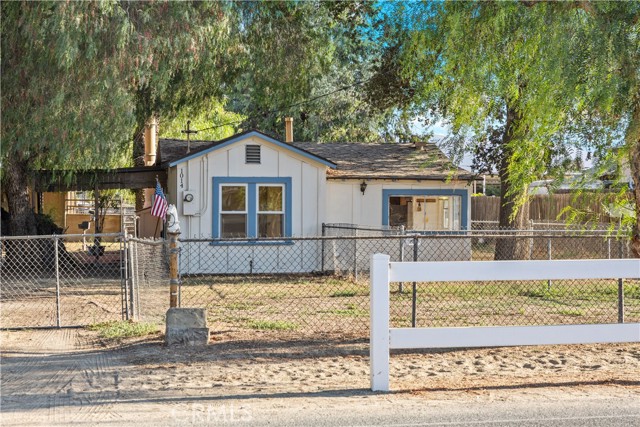 Detail Gallery Image 4 of 30 For 1014 7th St, Norco,  CA 92860 - 2 Beds | 1 Baths