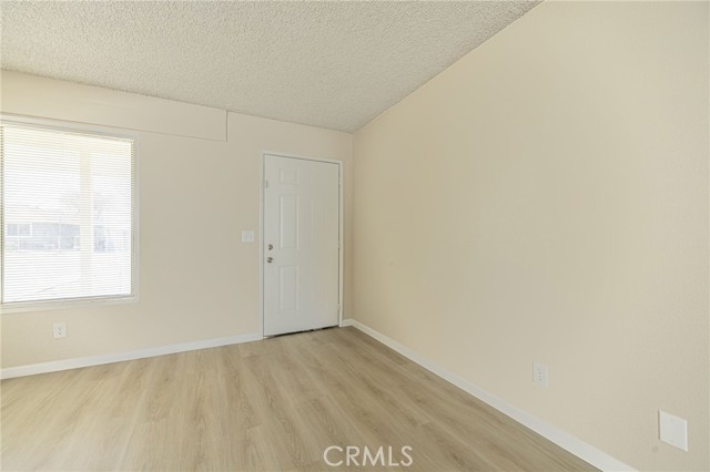 Detail Gallery Image 8 of 39 For 41136 174th, Lancaster,  CA 93535 - 4 Beds | 2 Baths