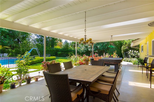Detail Gallery Image 33 of 48 For 4510 Triste Pl, Tarzana,  CA 91356 - 4 Beds | 3 Baths