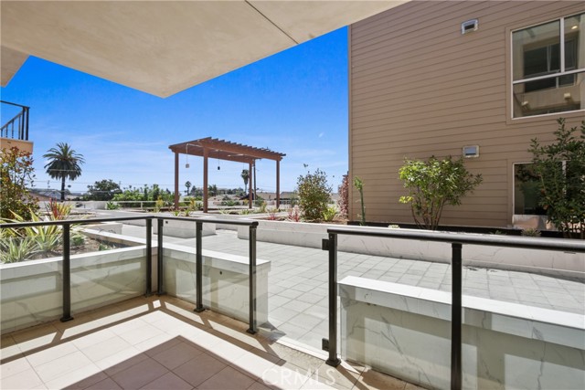 1598 Long Beach Boulevard, Long Beach CA: https://media.crmls.org/medias/82861b08-4344-459d-b657-971c7e124191.jpg