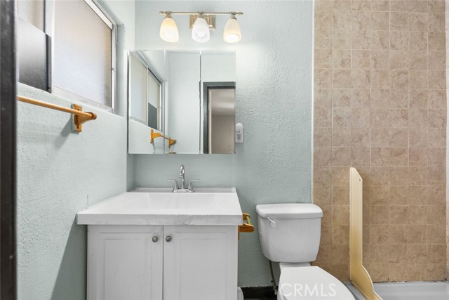 Detail Gallery Image 40 of 68 For 44221 4th St, Lancaster,  CA 93535 - 3 Beds | 2 Baths