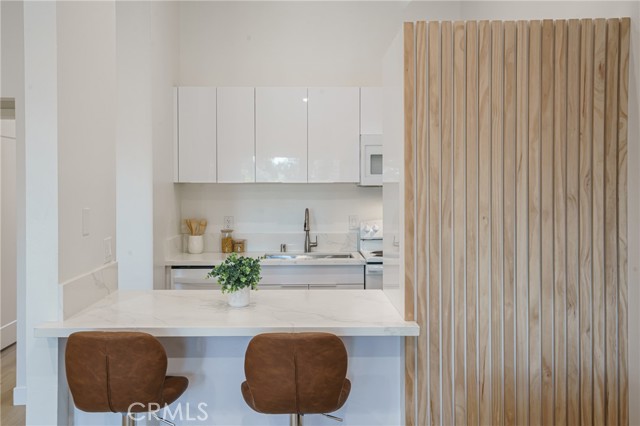 904 Camino Real, Redondo Beach CA: https://media.crmls.org/medias/82883a05-664f-4546-9028-8dcbe4376cc0.jpg
