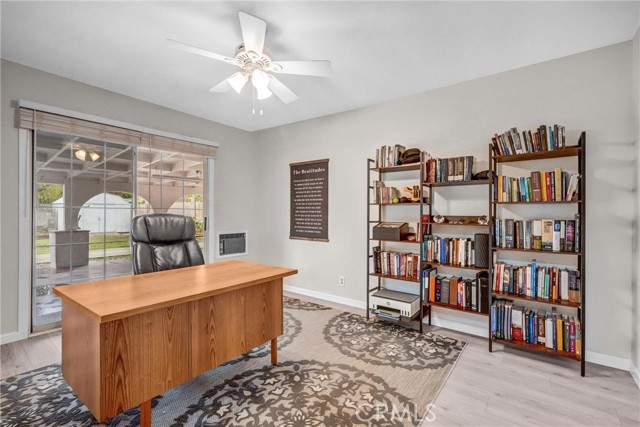 18531 E Pearl Avenue, Orange CA: https://media.crmls.org/medias/8288b684-0d58-4ec4-9704-752b34f3cb0a.jpg