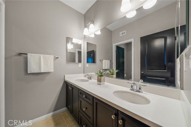 Detail Gallery Image 28 of 43 For 2999 E Walking Beam Pl, Brea,  CA 92821 - 3 Beds | 2/1 Baths