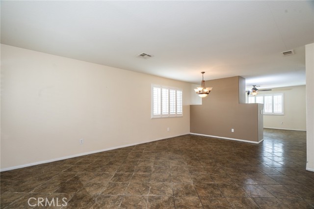 Detail Gallery Image 19 of 27 For 15526 Buckboard Ln, Moreno Valley,  CA 92555 - 3 Beds | 2 Baths