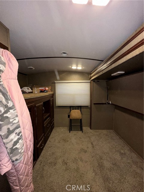 19645 Water Canyon Road, Tehachapi CA: https://media.crmls.org/medias/828b43c9-2e8d-4031-83f6-b5ee91c8eeac.jpg